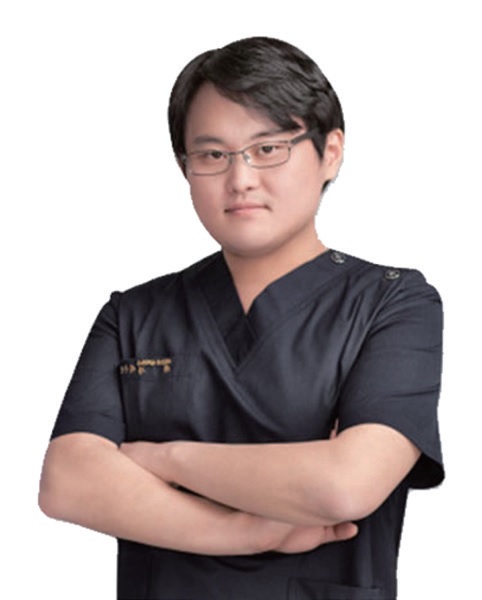 진피부과의원 김우진 원장