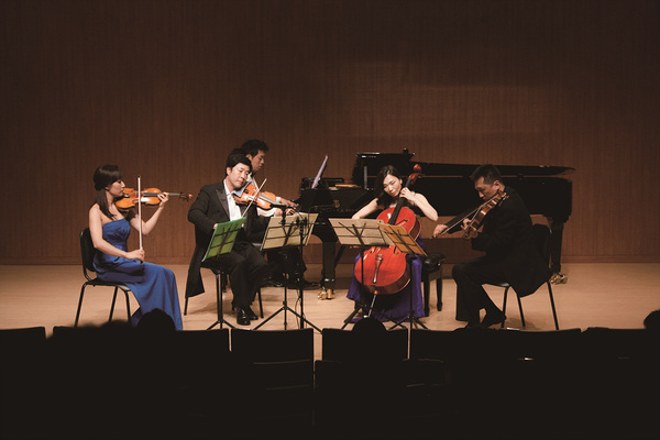 2014년 4월 26일 이인식 원장이 속해 있는 '매드 4 콰르텟'의 4번째 연주회