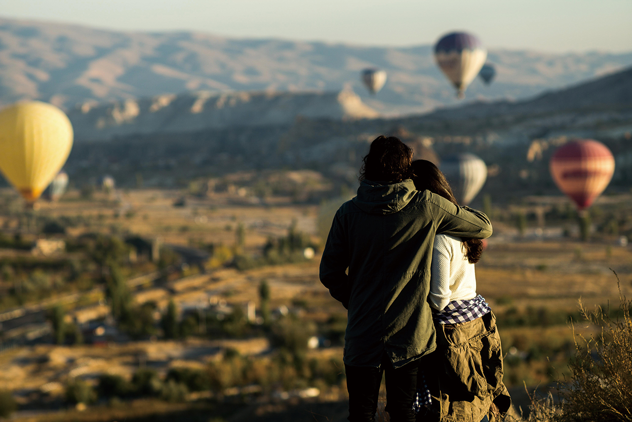 카파도키아 여행 중 우연히 만난 사랑스러운 커플, 2015년