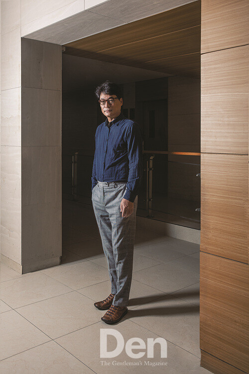 김욱환. 아주대학교병원 췌담도외과 교수, 서울대학교 의과대학 졸업