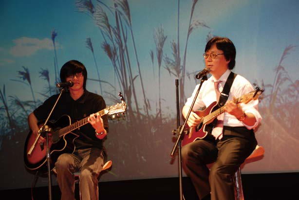 중국 광저우 디너쇼 무대에 선 김헌준 원장