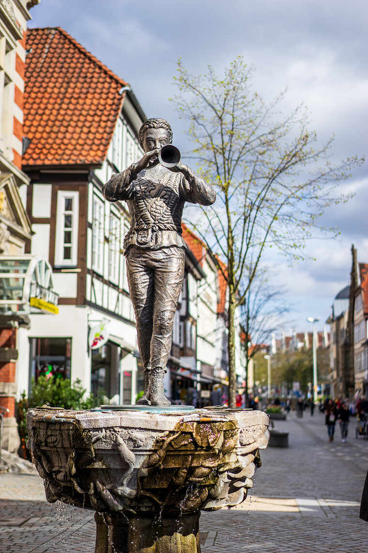 &lt;피리 부는 사나이&gt; 동상 ⓒ Den<br>