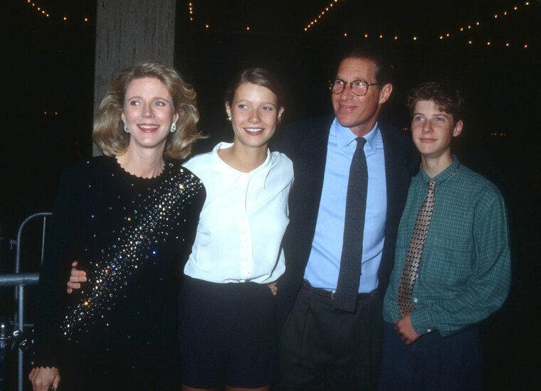 귀네스 팰트로 가족 ⓒ alamy<br>